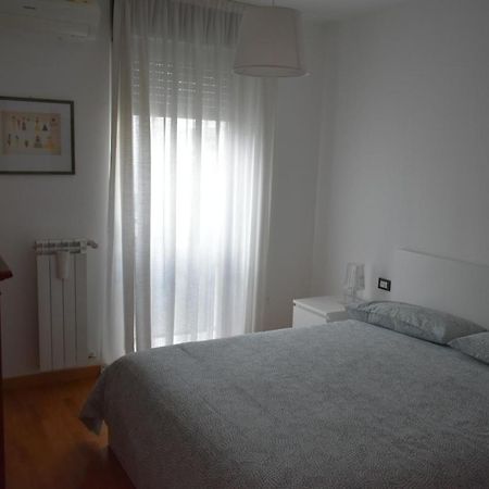Apartamento House Promenade Santa Giulia Milán Exterior foto